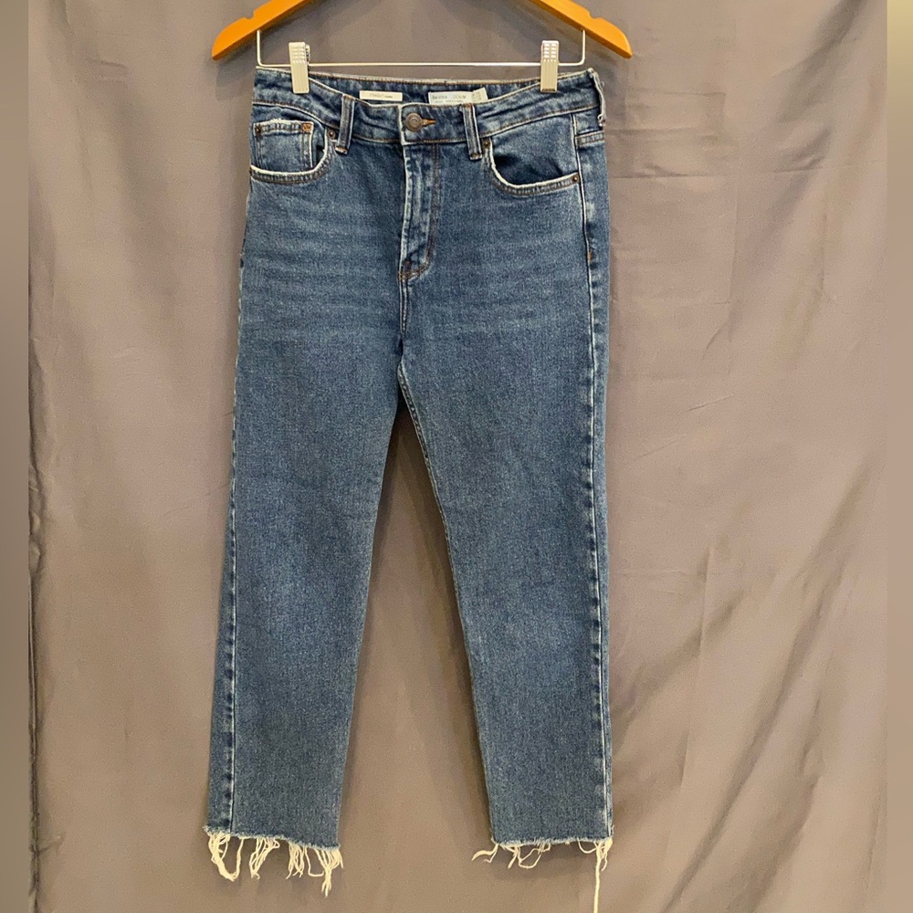 Straight Cropped Jean